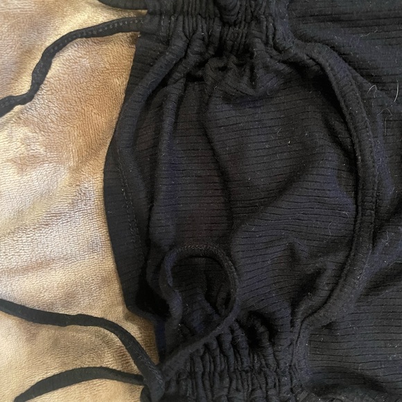 Garage black top - Picture 2 of 3